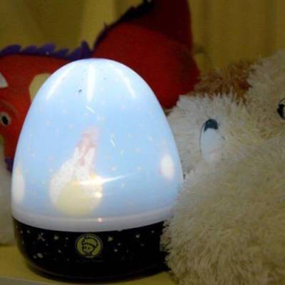 Niermann 80056 LED-Nachtlicht mit Projektor und Spieluhr Oval Kleiner Prinz LED Weiß, Blau von Niermann