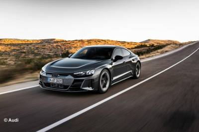Model Set - Audi e-tron GT easy-click-system von Revell
