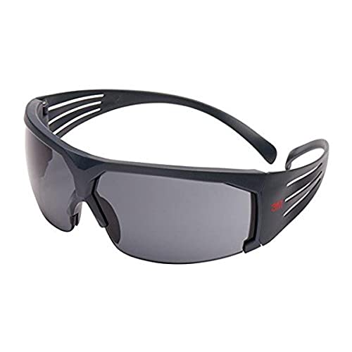 3M SecureFit Schutzbrille SF602SGAF, grau – Arbeitsschutzbrille mit Scotchgard Anti-Fog-Beschichtung – Grau getönte Gläser für maximalen UV- & Lichtschutz 3M SecureFit Schutzbrille SF602SGAF, grau – Arbeitsschutzbrille mit Scotchgard Anti-Fog-Beschichtung – Grau getönte Gläser für maximalen UV- & Lichtschutz von 3M SecureFit