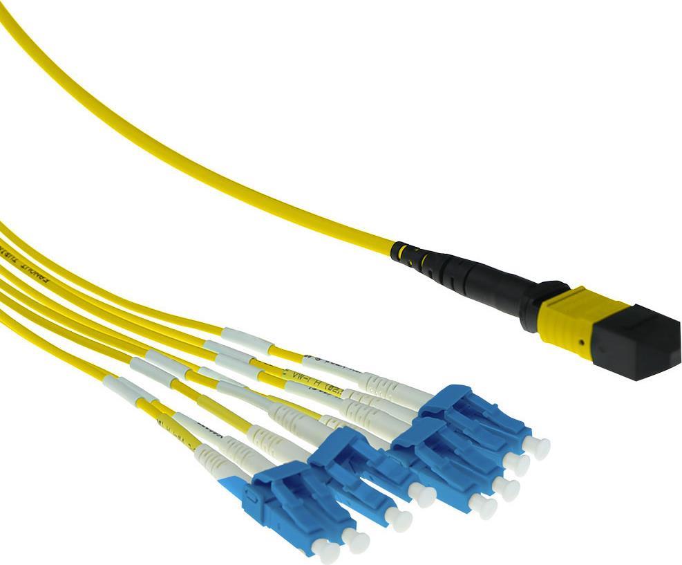 ACT 3 meter Singlemode 9/125 OS2 fanout patchcable 1 X MTP female - 4 X LC duplex 8 fibers 3M 8X9/125 OS2 MTP/MPO(F) (RL7863) von ACT