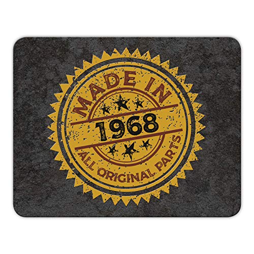 Addies Mousepad „MADE IN 1968“ schönes Mauspad in feiner Cellophan Geschenk-Verpackung mit Kautschuk Untermaterial, 24x19cm Addies Mousepad „MADE IN 1968“ schönes Mauspad in feiner Cellophan Geschenk-Verpackung mit Kautschuk Untermaterial, 24x19cm von ADDIES