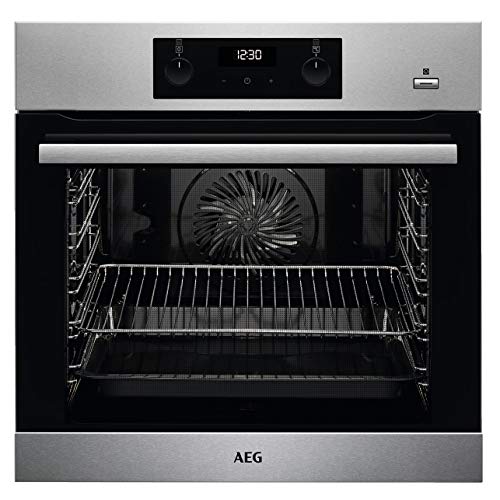 AEG BEB355020M Einbaubackofen / SteamBake – mit Feuchtigkeitszugabe / Reinigung mit Wasserdampf / Touch-Bedienung / Grillfunktion / Display mit Uhr / A+ / Edelstahl mit Antifingerprint von AEG