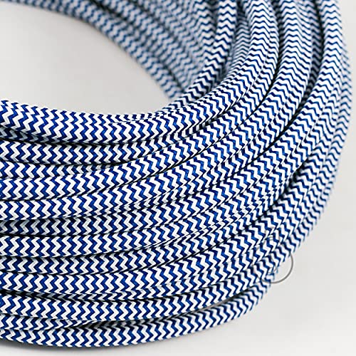 Amarcords - Textilkabel für Lampen WEISS-BLAUES ZICKZACK, rund, Seide, 50 Meter, mit 2 Leiter 2x0,75 - Stoffkabel mit farbigem vintage Stoff überzogen für Kronleuchter, Wandlampen und Lampenschirme Amarcords - Textilkabel für Lampen WEISS-BLAUES ZICKZACK, rund, Seide, 50 Meter, mit 2 Leiter 2x0,75 - Stoffkabel mit farbigem vintage Stoff überzogen für Kronleuchter, Wandlampen und Lampenschirme von AMARCORDS