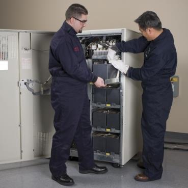 APC Schneider Electric Critical Power & Cooling Services Advantage Ultra Service Plan - Serviceerweiterung - Arbeitszeit und Ersatzteile - 1 Jahr - Vor-Ort - Geschäftszeiten - Reaktionszeit: am nächsten Arbeitstag - für P/N: G55TUPSM100HINS, G55TUPSM80HINS, G55TUPSU100HINS, G55TUPSU20HINS, G55TUPSU80HINS (WULTRABAT-G5-00) von APC