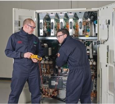 APC On-Site Warranty Extension - Serviceerweiterung - Arbeitszeit und Ersatzteile (für UPS 30 W) - 1 Jahr - Vor-Ort - Geschäftszeiten - Reaktionszeit: am nächsten Arbeitstag - für Galaxy VS GVSUPS30KF, GVSUPS30KG, GVSUPS30KH (WOE1YR-VS1-A30) von APC