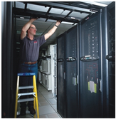 APC Schneider Electric Critical Power & Cooling Services UPS & PDU Onsite Warranty Extension Service - Serviceerweiterung - Arbeitszeit und Ersatzteile (für USV 10-15 kW) - 1 Jahr - Vor-Ort - Geschäftszeiten - Reaktionszeit: am nächsten Arbeitstag - für P/N: G35T15K3IS, G35T15KF2B2S, G35T15KF2B4S, G35T15KF3B4S, G35T15KF4B4S, SUVTEFBAT10K40H (WOE1YR-G3-21) von APC
