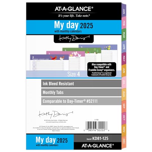 AT-A-GLANCE Kalender 2025, Tages- und Monatsplaner, Nachfüllpackung, 14 x 21 cm, Größe 4, Schreibtischgröße, 52111 Tages-Timer, Kathy Davis (KD81-125-25) von AT-A-GLANCE