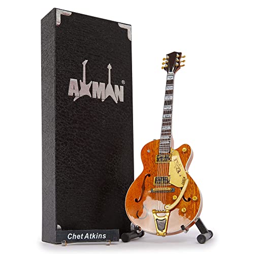 Chet Atkins Miniatur-Gitarren-Nachbildung, handgefertigt, Ornament, 1/4-Maßstab, inkl. Displaybox, Namensschild und Miniatur-Gitarrenständer von AXMAN