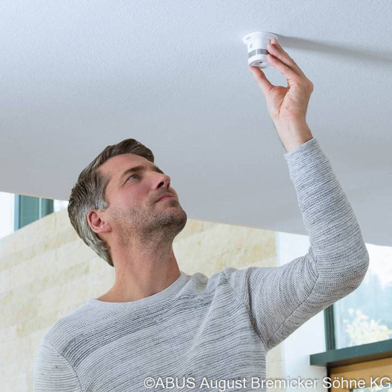 ABUS Z-Wave Brandschutz-Set mit Rauchmelder, Lampe von Abus
