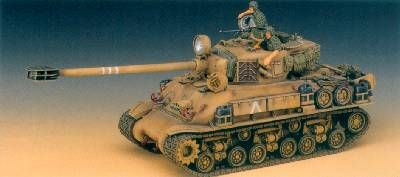IDF M51 Super Sherman von Academy Plastic Model