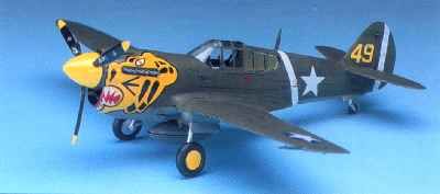 P-40E Warhawk von Academy Plastic Model