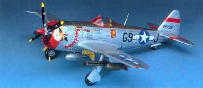 P-47D Thunderbolt (Bubbletop) von Academy Plastic Model