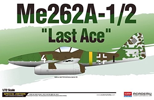 Me-262A-1/2 "Last Ace" 1:72 von Academy
