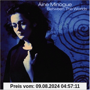 Between the Worlds von Aine Minogue