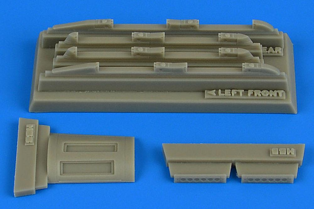 Su-17 M3/M4 Fitter K - Fully empty chaff/ flare dispensers [HobbyBoss] von Aires Hobby Models