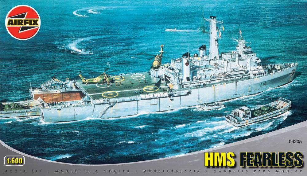HMS Fearless von Airfix