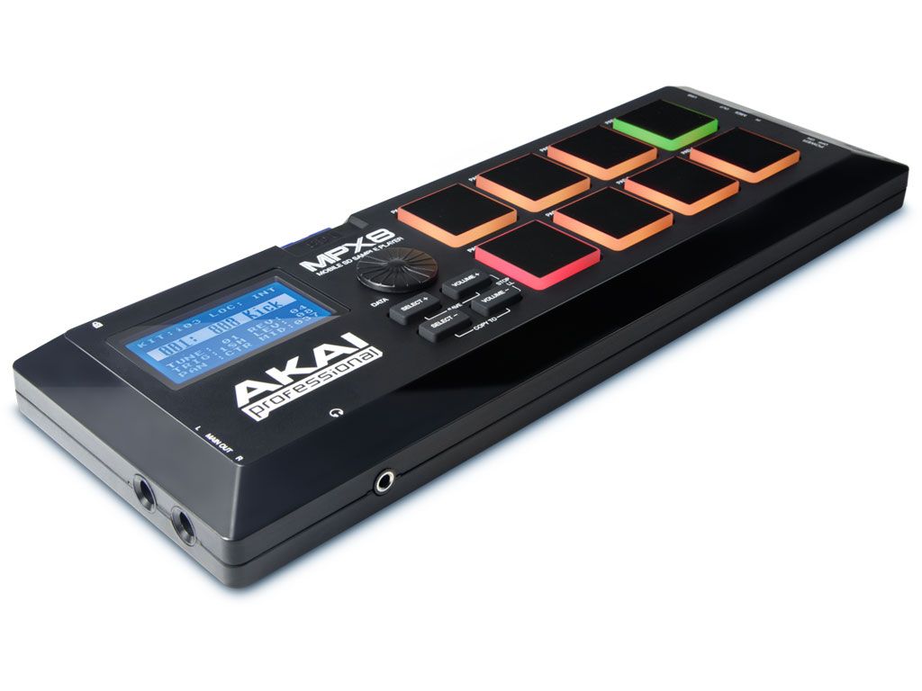 Akai Pro MPX 8 von Akai