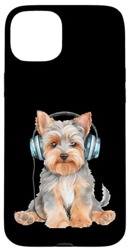 Yorkshire Terrier mit Kopfhörern Hülle für iPhone 15 Plus von All Dog Breeds
