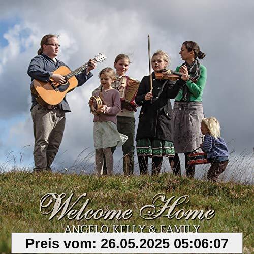 Welcome Home von Kelly, Angelo & Family