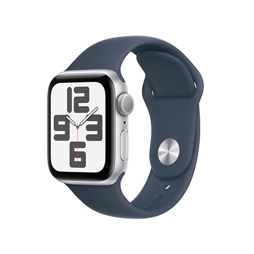 Apple Watch SE (2. Generation, 2023) (GPS, 40 mm) Smartwatch mit Aluminiumgehäuse in Silber und Sportarmband (M/L) in Sturmblau. Fitness- und Schlaftracker, Unfallerkennung, Herzfrequenzmesser von Apple