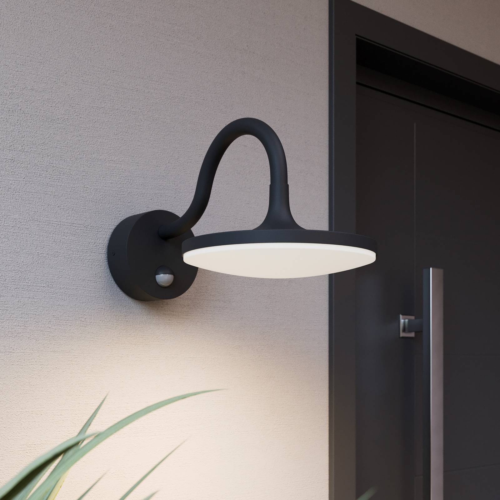 Arcchio LED-Außenwandleuchte Fineria, Ø22 cm, Metall, Sensor Arcchio LED-Außenwandleuchte Fineria, Ø22 cm, Metall, Sensor von Arcchio