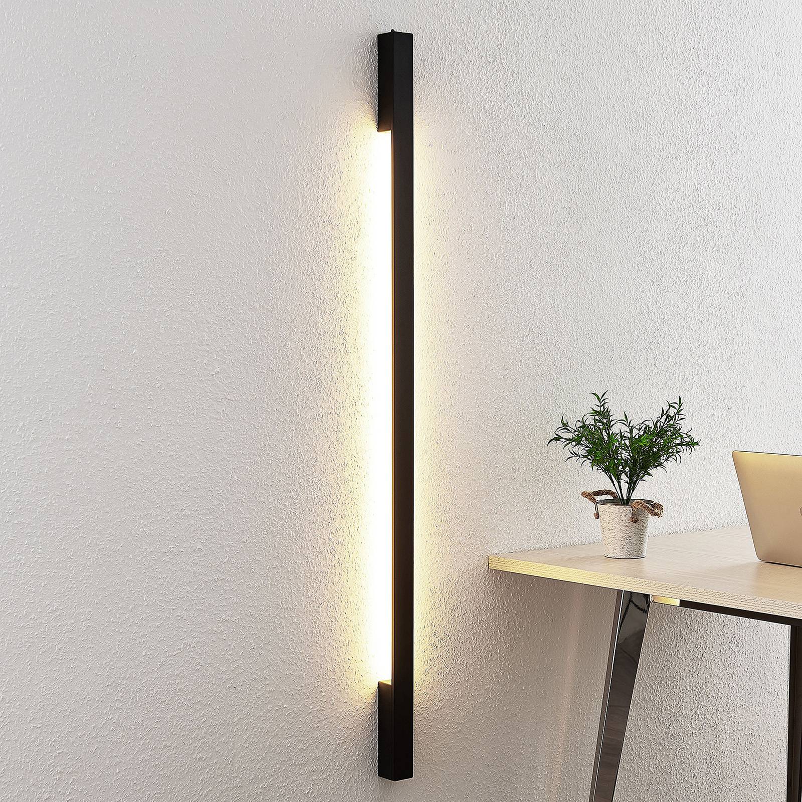 Arcchio Ivano LED-Wandleuchte, 130 cm, schwarz Arcchio Ivano LED-Wandleuchte, 130 cm, schwarz von Arcchio