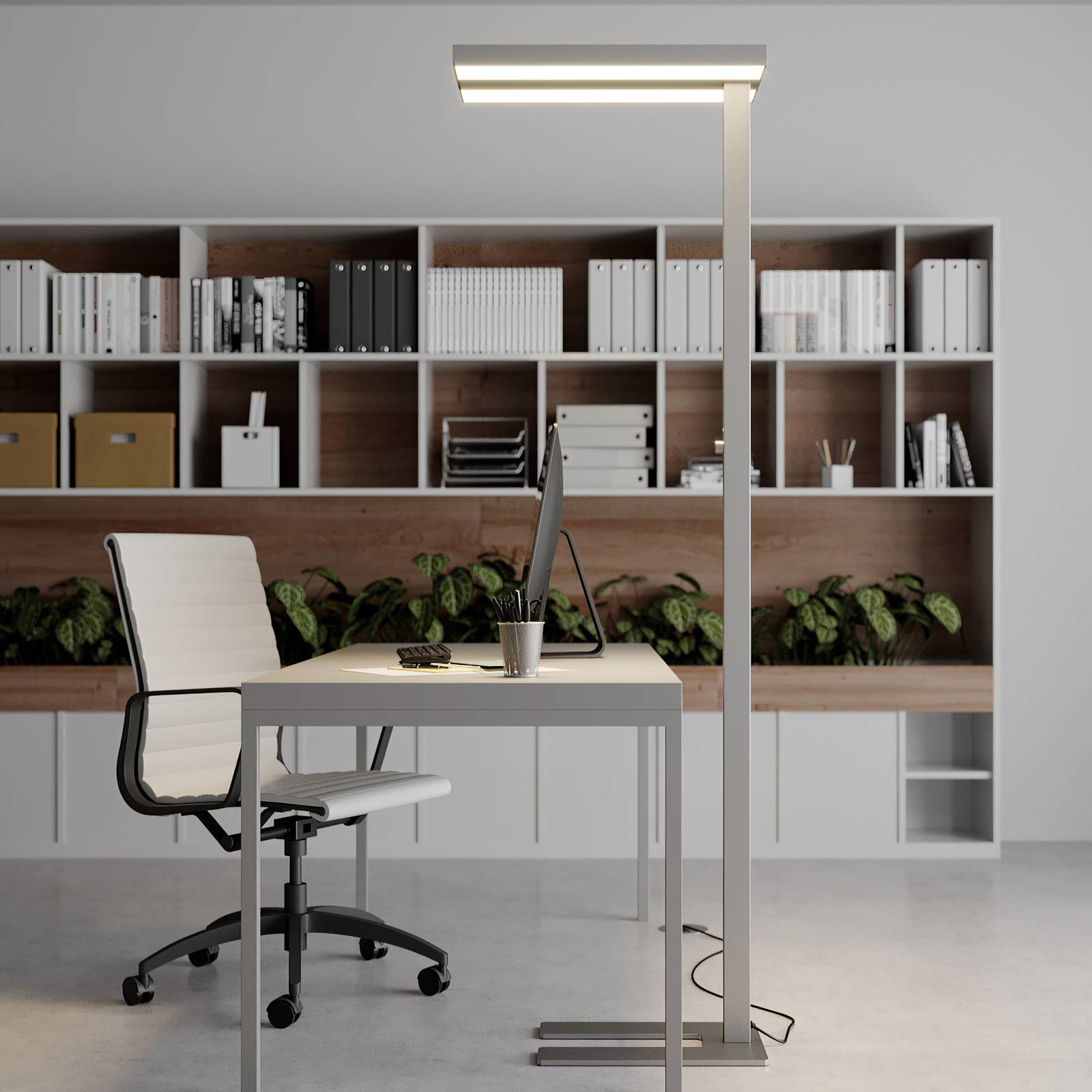 Arcchio LED-Stehlampe Logan Basic, silber, 6.000 lm, dimmbar Arcchio LED-Stehlampe Logan Basic, silber, 6.000 lm, dimmbar von Arcchio