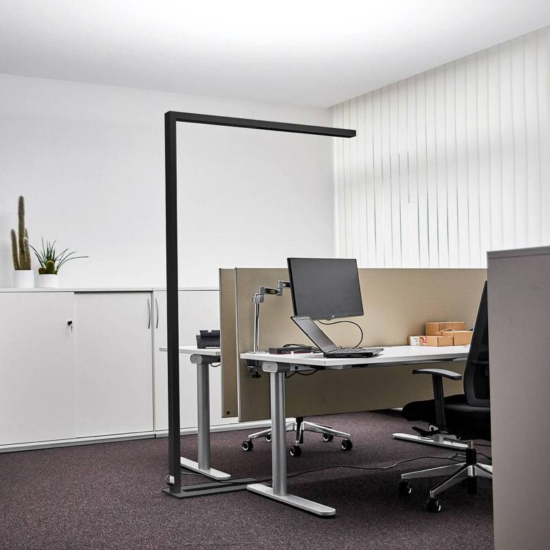 Arcchio LED-Büro-Stehlampe Jolinda, schwarz, 4000K, Sensor von Arcchio