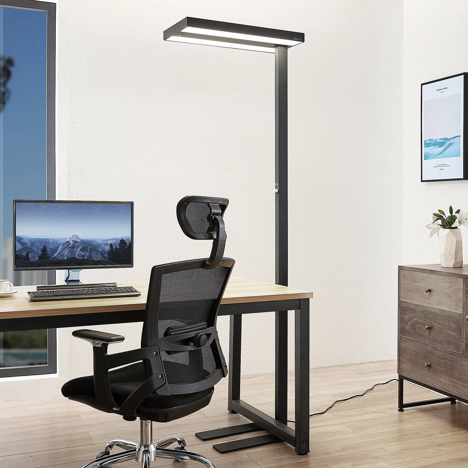 Arcchio LED-Stehleuchte Logan Pro, schwarz, Sensor, dimmbar von Arcchio