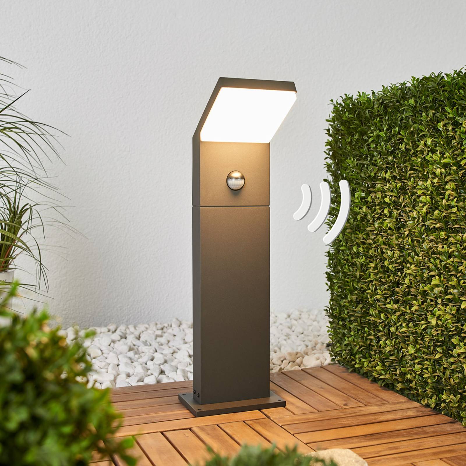 Arcchio LED-Wegeleuchte Yolena, Sensor, 60 cm, anthrazit Arcchio LED-Wegeleuchte Yolena, Sensor, 60 cm, anthrazit von Arcchio