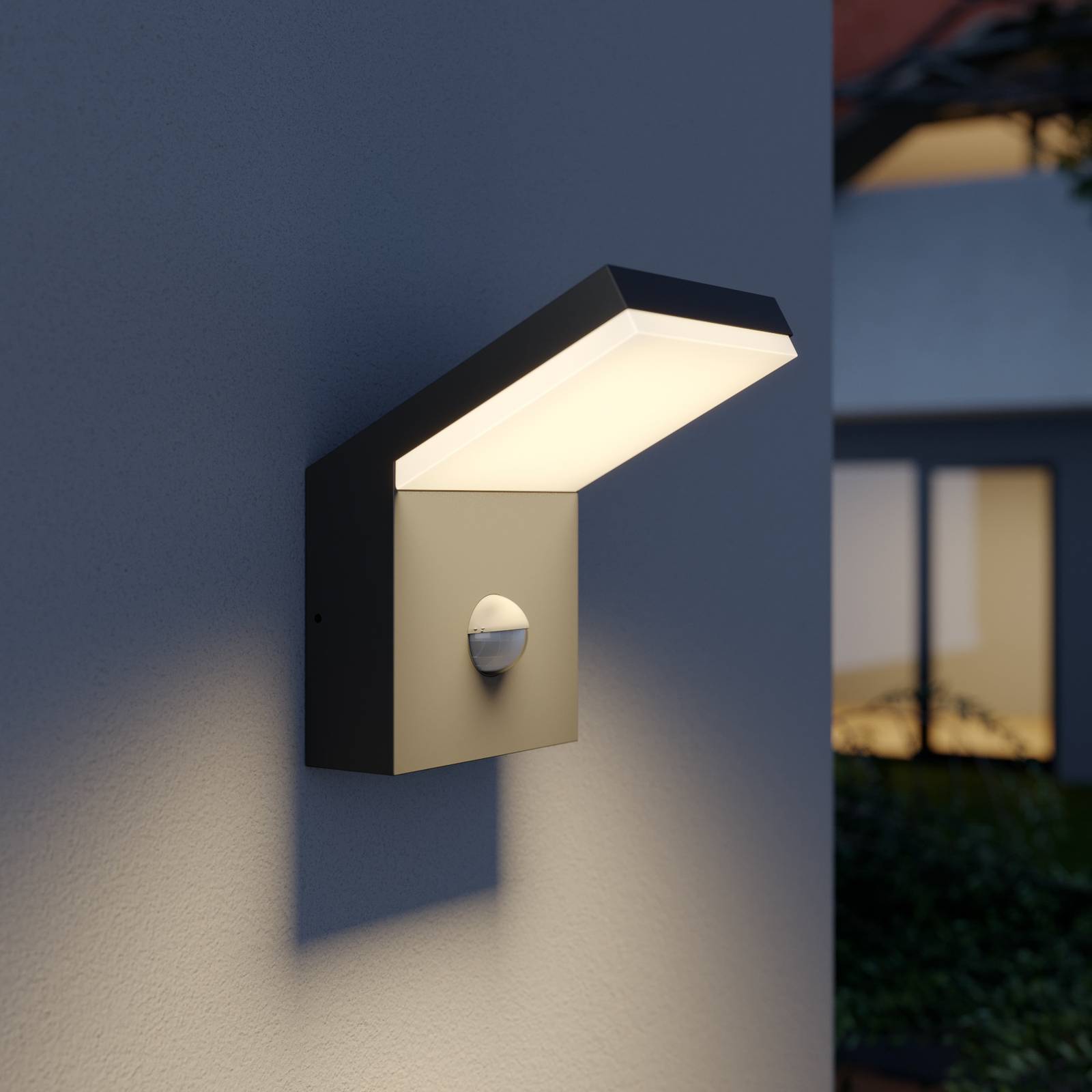 Arcchio LED-Außenwandleuchte Yolena, Sensor, anthrazit, Alu Arcchio LED-Außenwandleuchte Yolena, Sensor, anthrazit, Alu von Arcchio