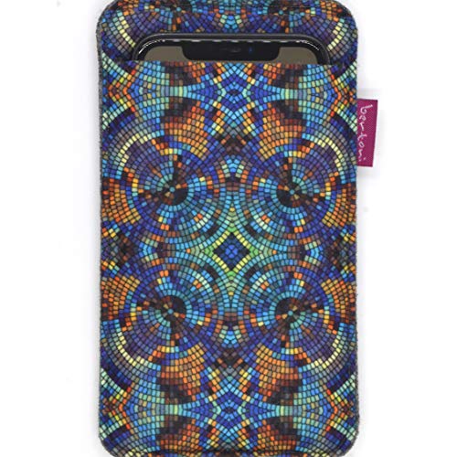 Bertoni Handyhülle Smartphone-Tasche aus Filz kompatibel mit iPhone 12/11/11 Pro/X/XS, Galaxy S21/S21+/S20/S20 Plus/S10/S9/S8 Phone Cover Akzent Design Handytasche Akzent Black (10x17,5cm) (Barcelona) von Arco Design