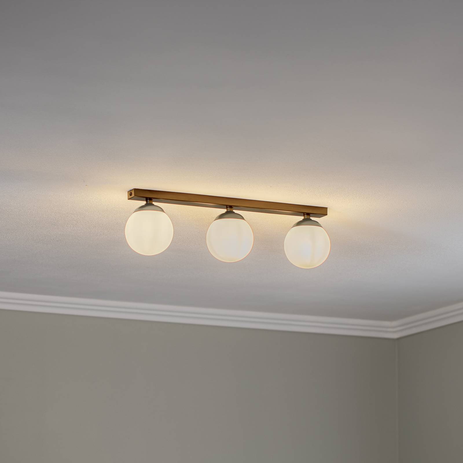 Deckenlampe Fatis Opalglas/schwarz 3-flammig lang Deckenlampe Fatis Opalglas/schwarz 3-flammig lang von Argon