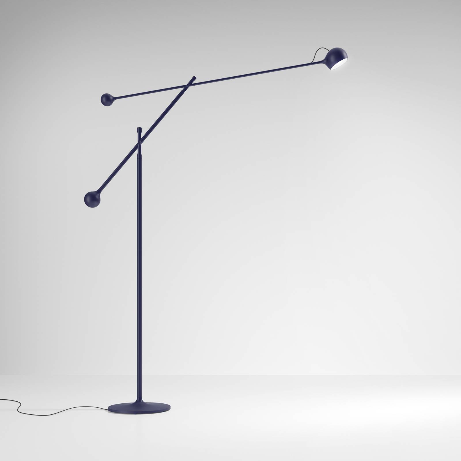 Artemide Ixa LED-Stehleuchte justierbar blau Artemide Ixa LED-Stehleuchte justierbar blau von Artemide