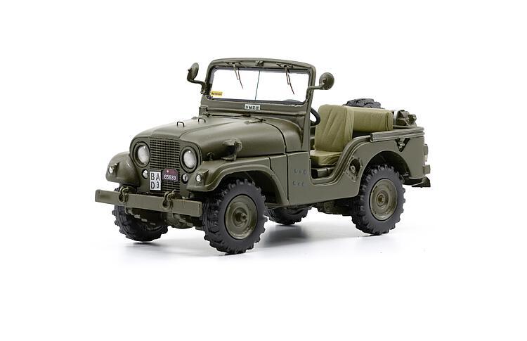 Willys M38A1 Armee-Jeep offen von Arwico Collector Edition