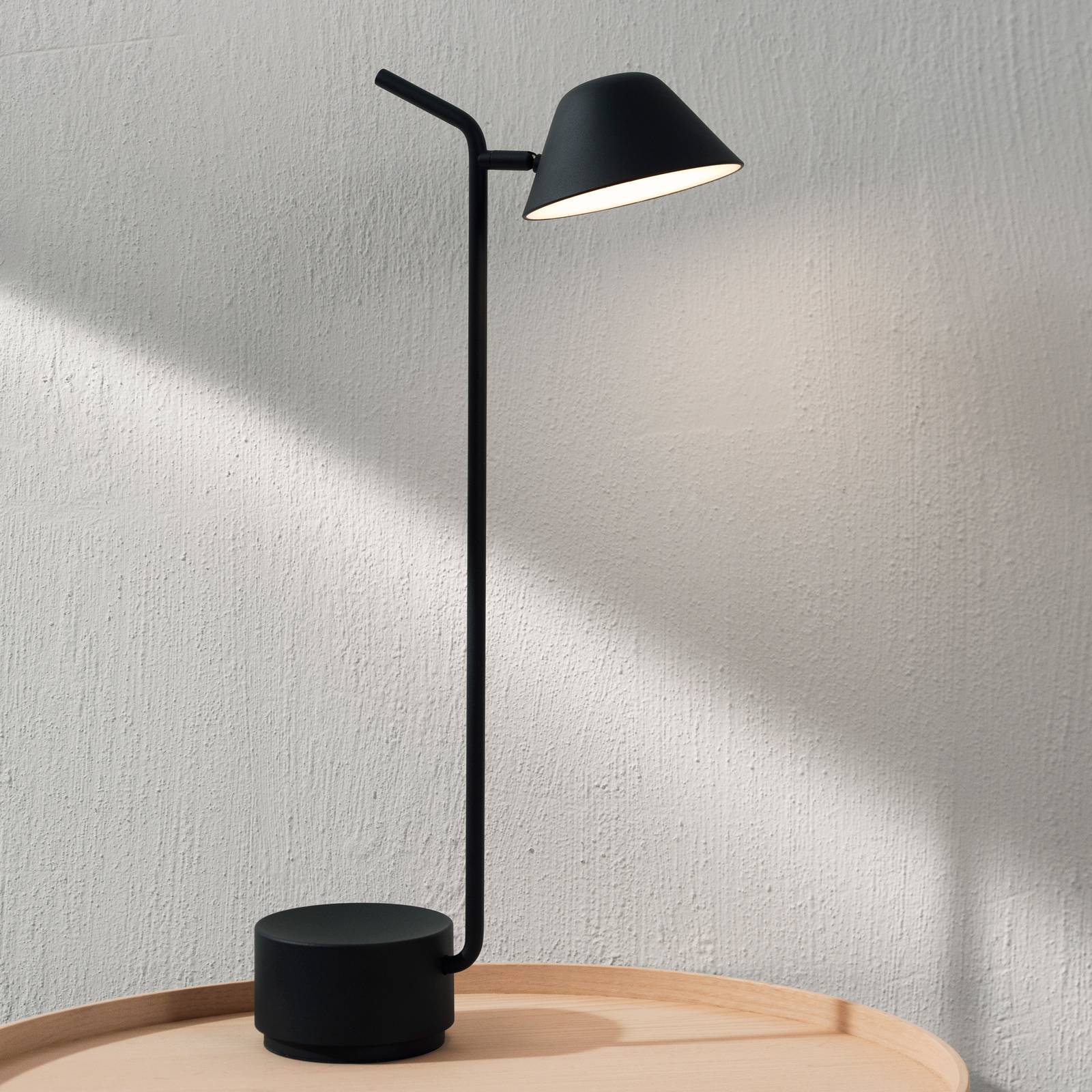 Audo Peek LED-Tischleuchte, schwarz von Audo Copenhagen