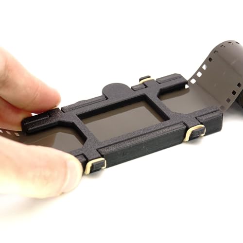 Ausgeknipst 35mm Film Halter für DSLR Smartphone Scanning Film Holder wie Valoi Ausgeknipst 35mm Film Halter für DSLR Smartphone Scanning Film Holder wie Valoi von Ausgeknipst