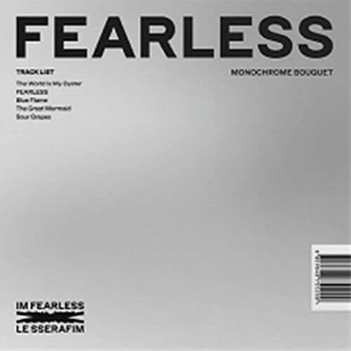 LE SSERAFIM FEARLESS 1st Mini Album ( MONOCHROME BOUQUET Ver. ) ( Incl. CD+Lyric Book+2 Double-sided Photo Card+Post Card ) SEALED von BIG HIT Ent.