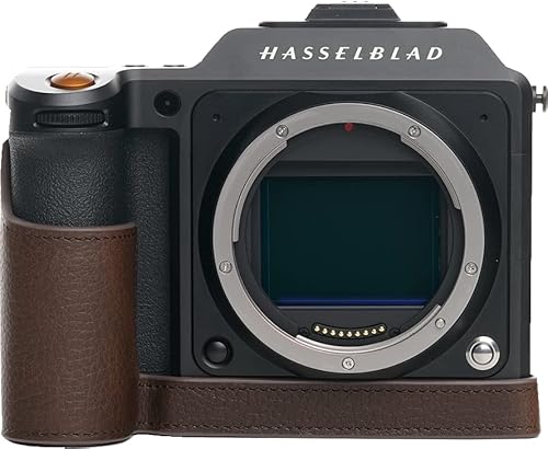BolinUS X2D 100C Kameratasche, handgefertigt, echtes Leder, Halb-Kameratasche für Hasselblad X2D 100C Kamera mit Öffnung unten + Handschlaufe (Kaffeebraun) von BMAOLLONGB