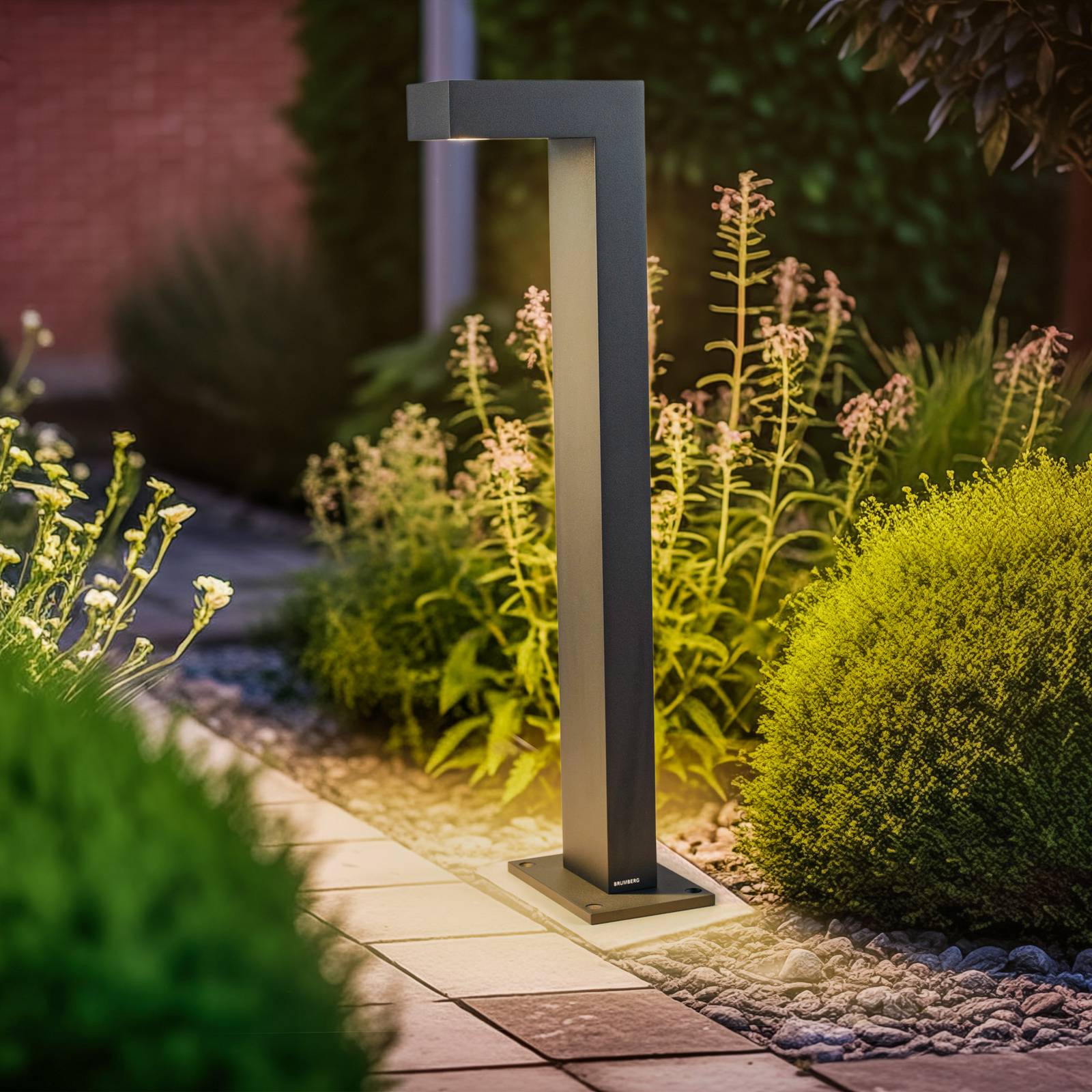 BRUMBERG Lantern LED-Wegeleuchte, Höhe 60 cm BRUMBERG Lantern LED-Wegeleuchte, Höhe 60 cm von BRUMBERG