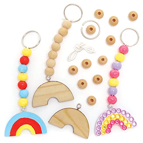 Baker Ross FE126 Regenbogen Schlüsselanhänge Holz Bastelsets für Kinder - 5er Pack, Schlüsselanhänger und Taschenschmuck für Kinder zum Basteln und Bemalen von Baker Ross