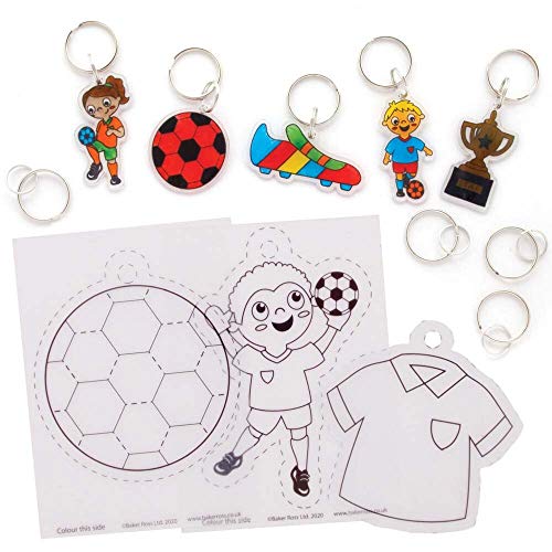 Baker Ross FE475 Fußball Schrumpffolie Schlüsselanhänger - 8er Pack, Bastelset für Kinder zum Ausmalen und Anhängen von Baker Ross