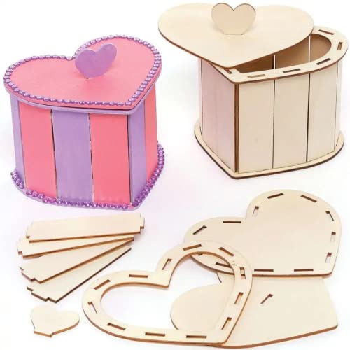 Baker Ross Herz Holzkiste Bausätze - 3er Pack, Valentinsbasteleien aus Holz für Kinder (FC431) von Baker Ross