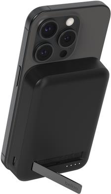 Belkin BoostCharge Pro - Induktive Power Bank - magnetisch mit Qi2 - 10000 mAh - 15 Watt - Fast Charge, PD - 2 Ausgabeanschlussstellen (magnetisch, 24 pin USB-C) - auf Kabel: USB-C - Schwarz - für Apple iPhone 12, 13, 14, 15 (BPD008BTBK) von Belkin