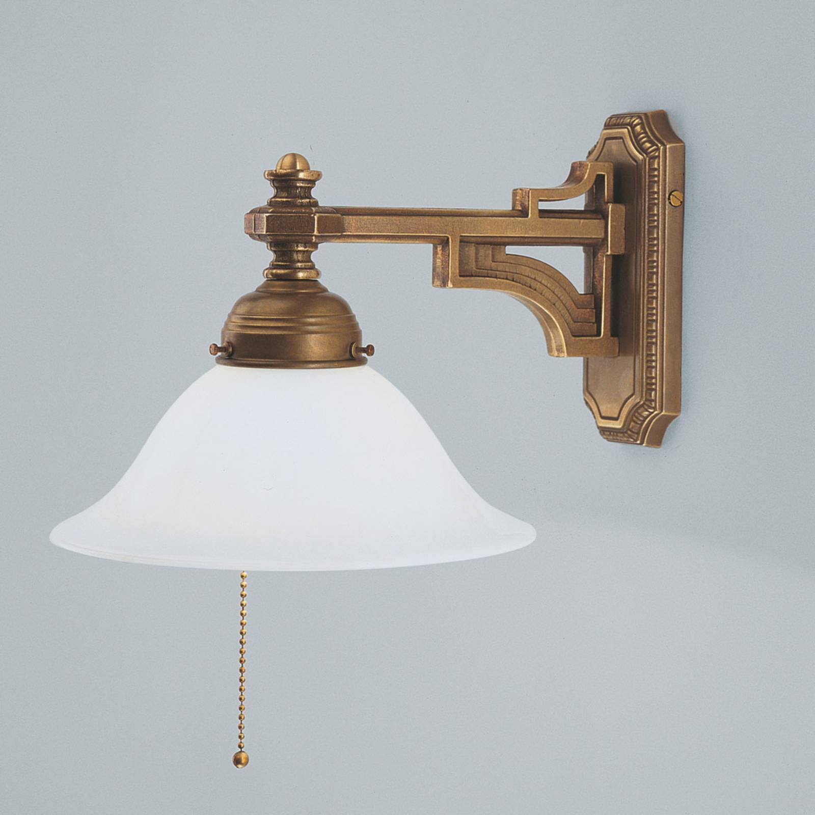 Wandleuchte Gustave aus Messing Wandleuchte Gustave aus Messing von Berliner Messinglampen