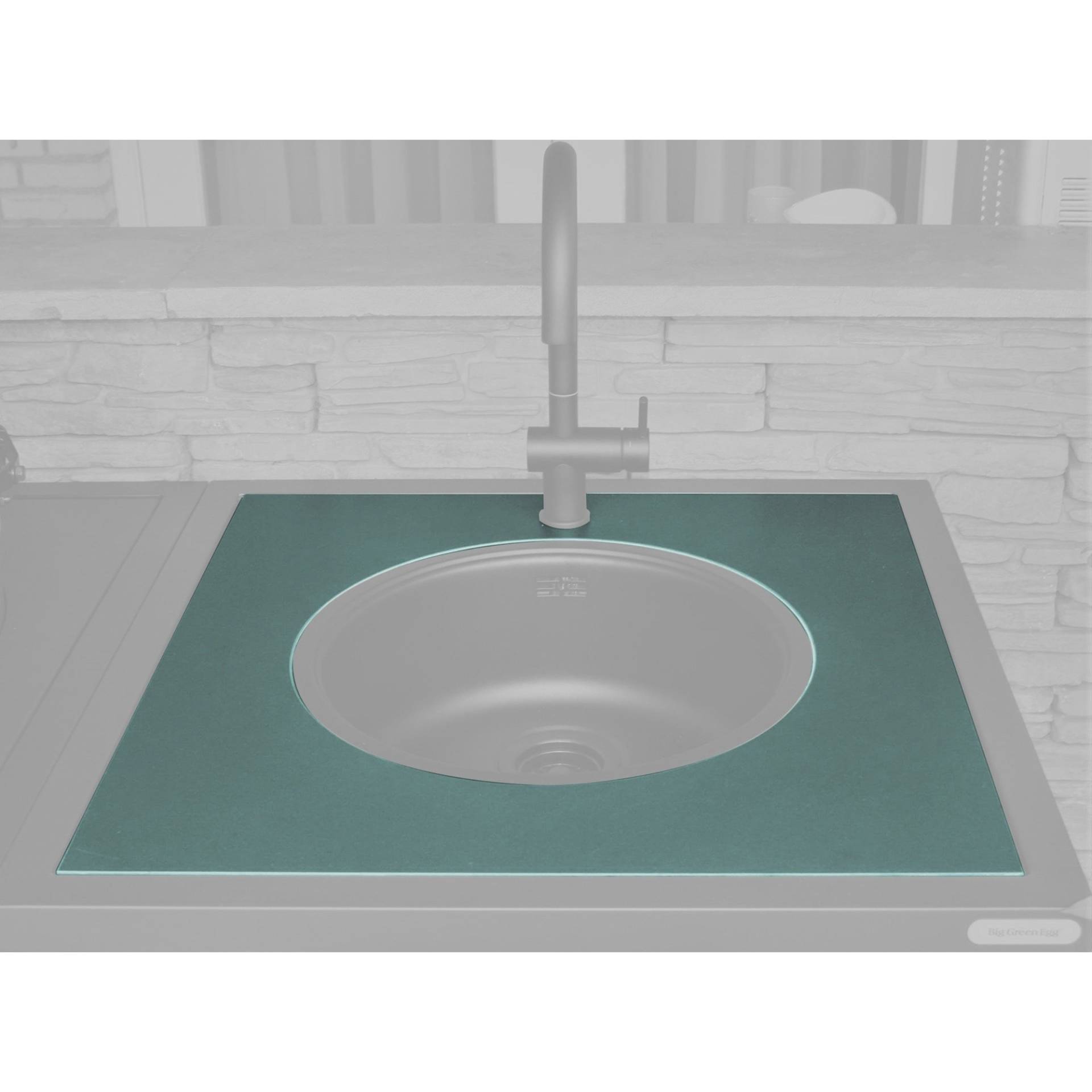 Dekton-Arbeitsplatte mit Ausschnitt, Fachboden Dekton-Arbeitsplatte mit Ausschnitt, Fachboden von Big Green Egg