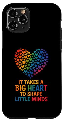 Es braucht ein großes Herz, um kleine Köpfe zu formen. Hülle für iPhone 11 Pro Es braucht ein großes Herz, um kleine Köpfe zu formen. Hülle für iPhone 11 Pro von Big Heart Teacher Preschool Kindergarten Spelling