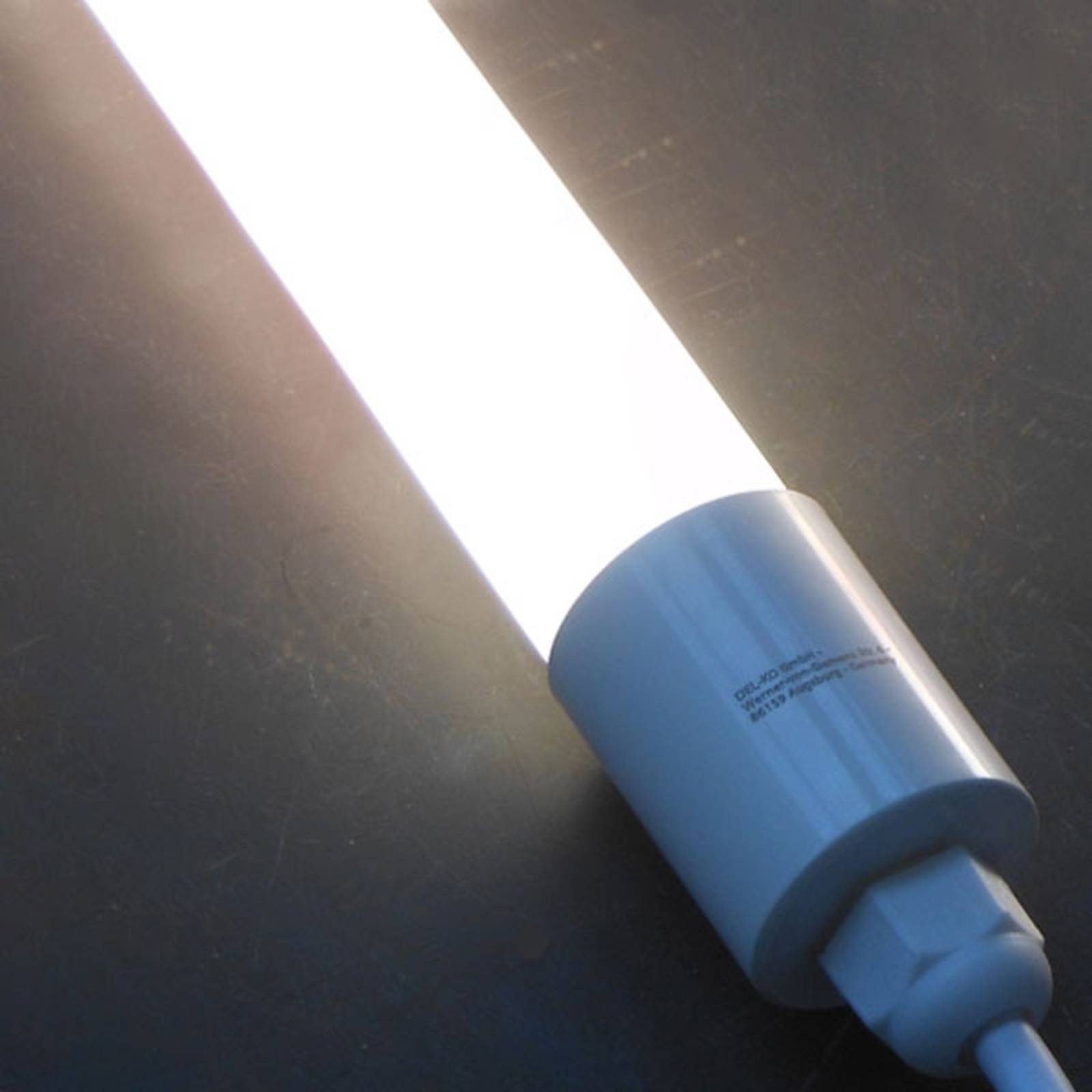 Bioledex LED-Pflanzenlampe GoLeaf TIP65, 120 cm, 16 W Bioledex LED-Pflanzenlampe GoLeaf TIP65, 120 cm, 16 W von Bioledex