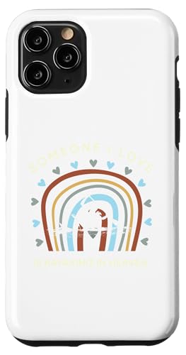 Lustiges T-Shirt mit Aufschrift "someone i love is kayaking in heaven" Hülle für iPhone 11 Pro von Black Shirt