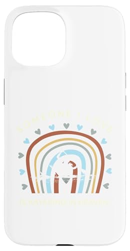 Lustiges T-Shirt mit Aufschrift "someone i love is kayaking in heaven" Hülle für iPhone 15 von Black Shirt